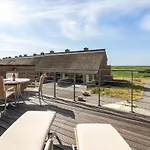 Apartament Helgo - 250m From The Sea By Interhome